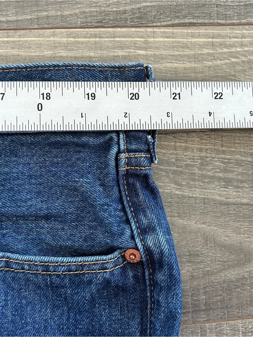 40x32 LEVI’S 501 Straight Leg Button Fly Jeans Men’s Blue 100% Cotton 0050